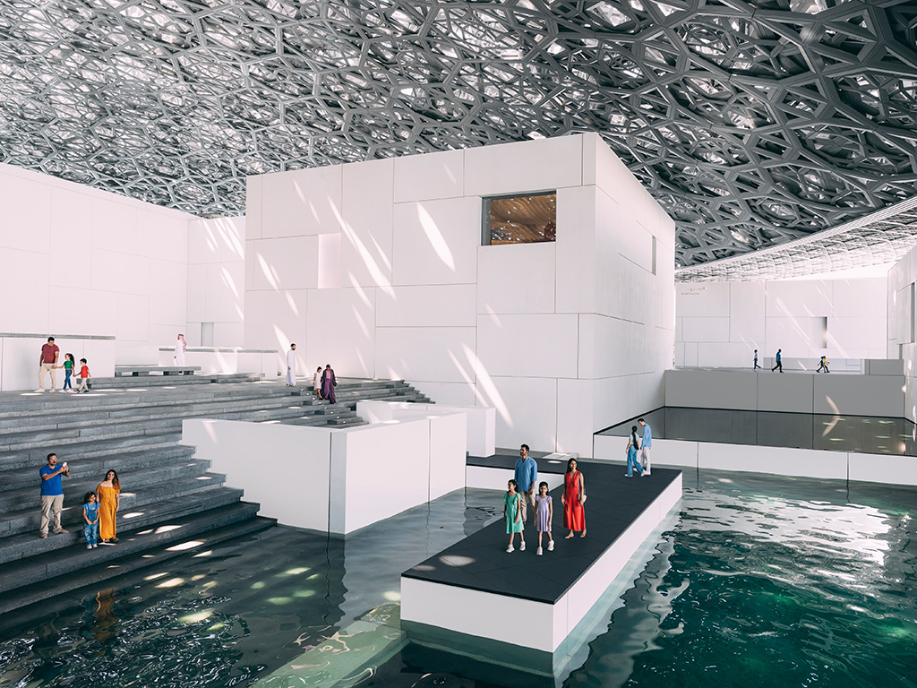 Set sail: unforgettable cruise experiences await you in Abu Dhabi